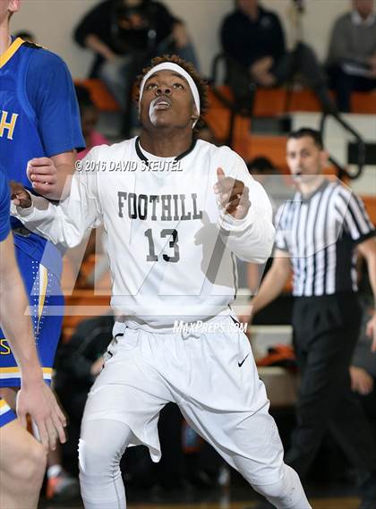 Thumbnail 1 in South Tahoe vs. Foothill (Hoops 4 the Human Fund) photogallery.
