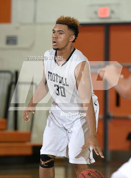 Thumbnail 2 in South Tahoe vs. Foothill (Hoops 4 the Human Fund) photogallery.