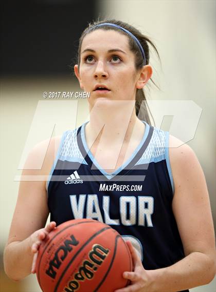 Thumbnail 2 in Valor Christian vs. ThunderRidge (Castle View/ThunderRidge Tip-Off Tourney) photogallery.