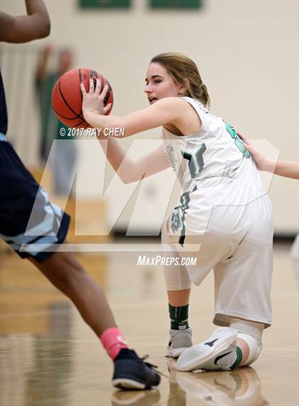 Thumbnail 2 in Valor Christian vs. ThunderRidge (Castle View/ThunderRidge Tip-Off Tourney) photogallery.