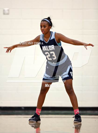 Thumbnail 1 in Valor Christian vs. ThunderRidge (Castle View/ThunderRidge Tip-Off Tourney) photogallery.