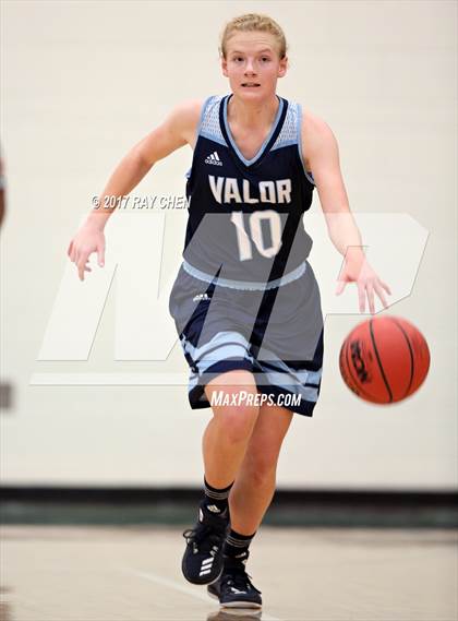 Thumbnail 3 in Valor Christian vs. ThunderRidge (Castle View/ThunderRidge Tip-Off Tourney) photogallery.