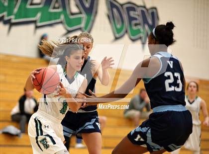 Thumbnail 3 in Valor Christian vs. ThunderRidge (Castle View/ThunderRidge Tip-Off Tourney) photogallery.