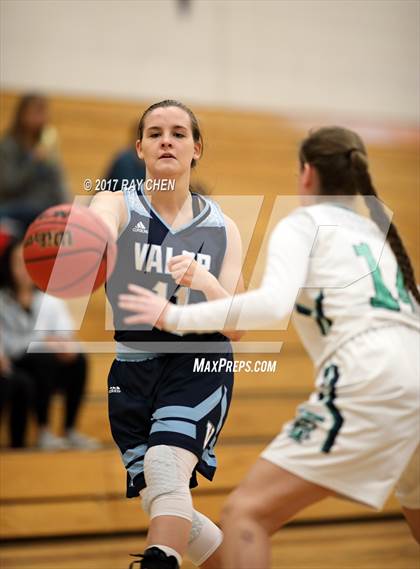 Thumbnail 1 in Valor Christian vs. ThunderRidge (Castle View/ThunderRidge Tip-Off Tourney) photogallery.