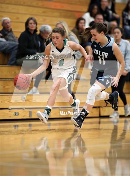 Thumbnail 1 in Valor Christian vs. ThunderRidge (Castle View/ThunderRidge Tip-Off Tourney) photogallery.