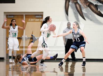 Thumbnail 3 in Valor Christian vs. ThunderRidge (Castle View/ThunderRidge Tip-Off Tourney) photogallery.