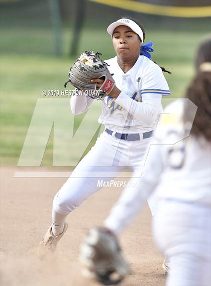 Thumbnail 2 in Gahr vs. Yucaipa (Michelle Carew Classic) photogallery.