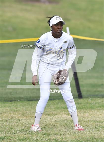 Thumbnail 3 in Gahr vs. Yucaipa (Michelle Carew Classic) photogallery.
