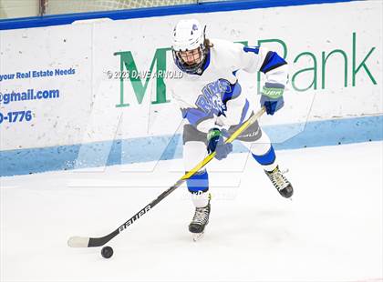 Thumbnail 1 in Cheverus/Yarmouth @ Kennebunk/Wells photogallery.