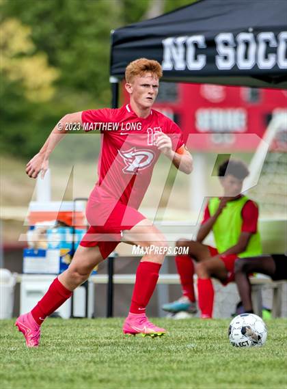 Thumbnail 2 in Pike vs Downers Grove South photogallery.