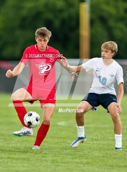 Thumbnail 2 in Pike vs Downers Grove South photogallery.