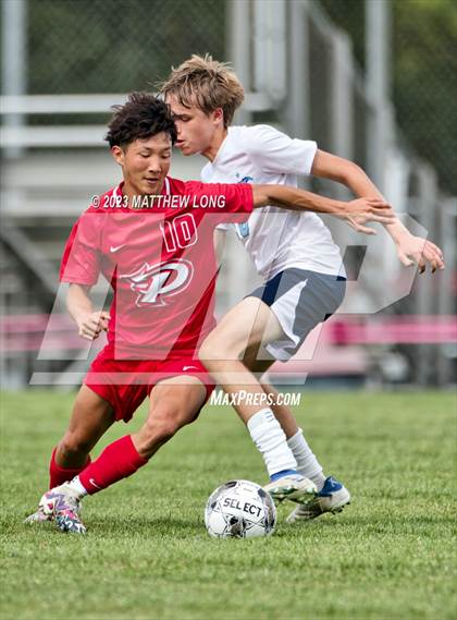 Thumbnail 2 in Pike vs Downers Grove South photogallery.
