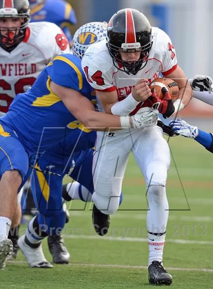 Thumbnail 1 in Newfield @ West Islip photogallery.
