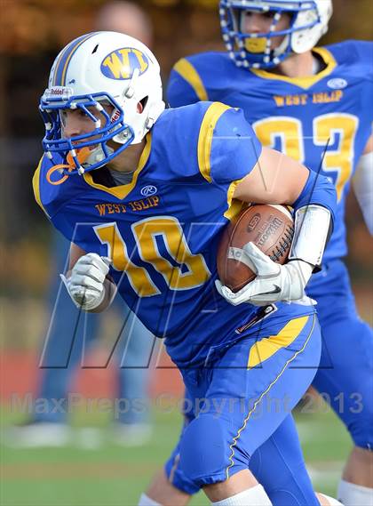 Thumbnail 2 in Newfield @ West Islip photogallery.
