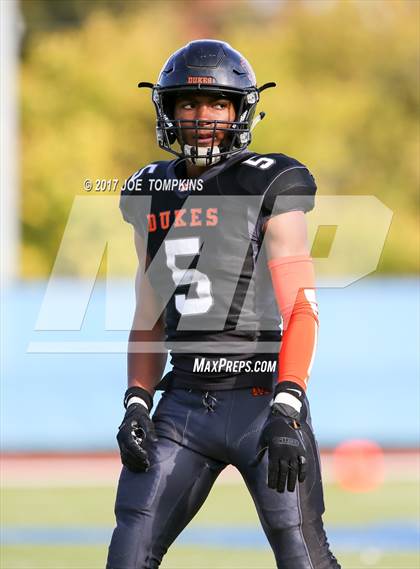 Thumbnail 2 in Liberty vs. Marlboro Central photogallery.
