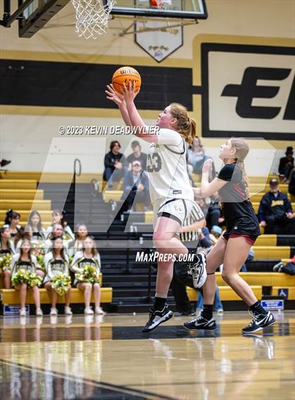 Thumbnail 3 in Oaks Christian @ Oak Park photogallery.