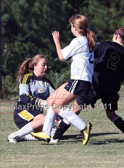 Thumbnail 2 in Sevier County vs McMinn County (Bearden Invitational) photogallery.