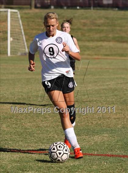 Thumbnail 3 in Sevier County vs McMinn County (Bearden Invitational) photogallery.
