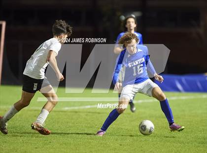 Thumbnail 2 in Stanton vs Yulee (FHSAA 4A Quarterfinal) photogallery.