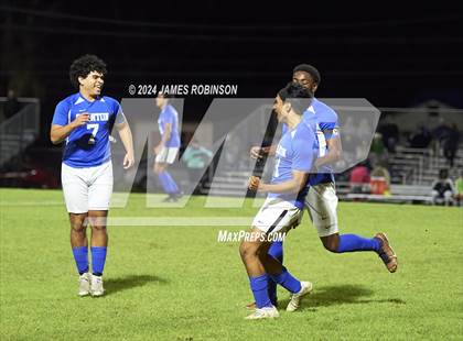 Thumbnail 2 in Stanton vs Yulee (FHSAA 4A Quarterfinal) photogallery.