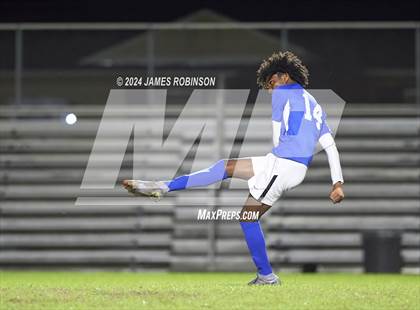 Thumbnail 3 in Stanton vs Yulee (FHSAA 4A Quarterfinal) photogallery.
