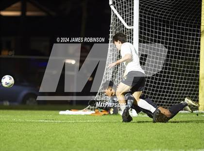 Thumbnail 2 in Stanton vs Yulee (FHSAA 4A Quarterfinal) photogallery.