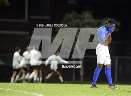 Thumbnail 1 in Stanton vs Yulee (FHSAA 4A Quarterfinal) photogallery.