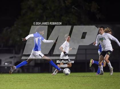 Thumbnail 3 in Stanton vs Yulee (FHSAA 4A Quarterfinal) photogallery.