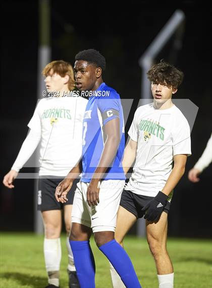 Thumbnail 1 in Stanton vs Yulee (FHSAA 4A Quarterfinal) photogallery.