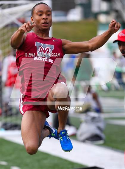 Thumbnail 2 in Bob Jenkins SCTCCCA Coaches Classic (Triple Jump & High Jump) photogallery.