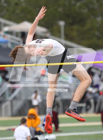 Thumbnail 1 in Bob Jenkins SCTCCCA Coaches Classic (Triple Jump & High Jump) photogallery.