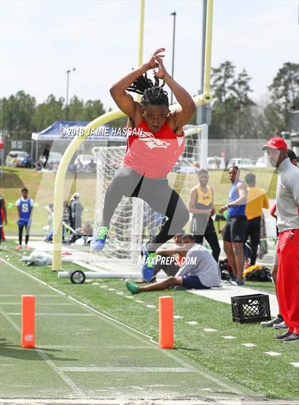 Thumbnail 3 in Bob Jenkins SCTCCCA Coaches Classic (Triple Jump & High Jump) photogallery.