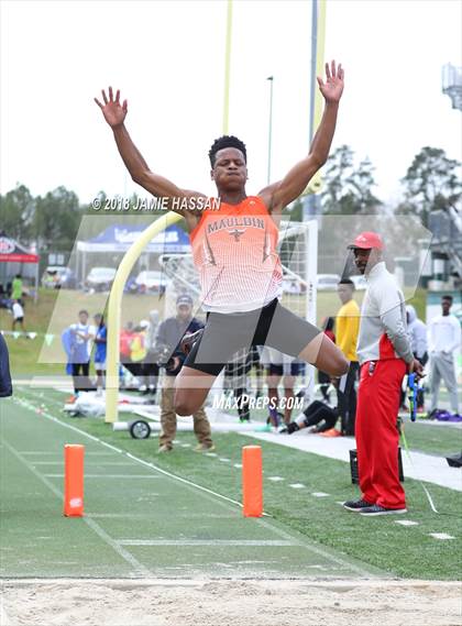 Thumbnail 2 in Bob Jenkins SCTCCCA Coaches Classic (Triple Jump & High Jump) photogallery.