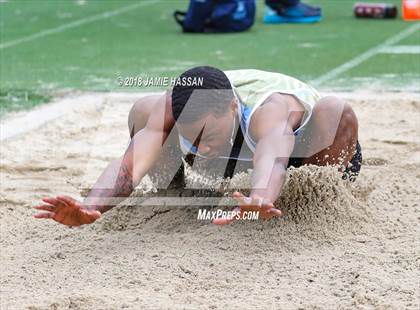Thumbnail 1 in Bob Jenkins SCTCCCA Coaches Classic (Triple Jump & High Jump) photogallery.