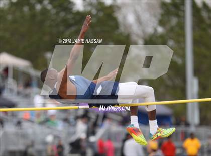 Thumbnail 1 in Bob Jenkins SCTCCCA Coaches Classic (Triple Jump & High Jump) photogallery.