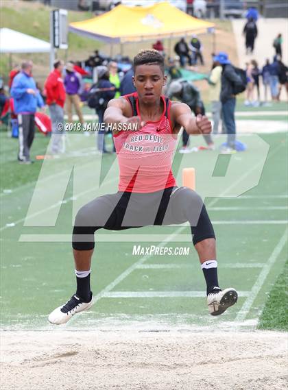 Thumbnail 1 in Bob Jenkins SCTCCCA Coaches Classic (Triple Jump & High Jump) photogallery.
