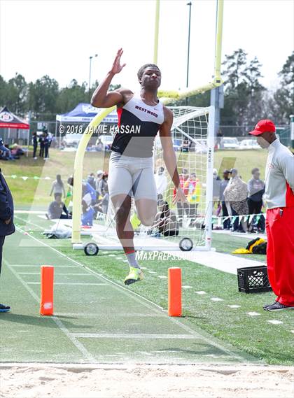 Thumbnail 2 in Bob Jenkins SCTCCCA Coaches Classic (Triple Jump & High Jump) photogallery.