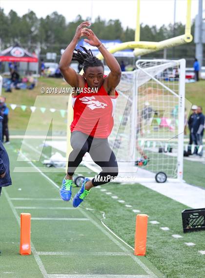 Thumbnail 1 in Bob Jenkins SCTCCCA Coaches Classic (Triple Jump & High Jump) photogallery.