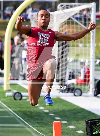 Thumbnail 1 in Bob Jenkins SCTCCCA Coaches Classic (Triple Jump & High Jump) photogallery.