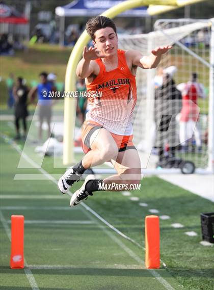 Thumbnail 2 in Bob Jenkins SCTCCCA Coaches Classic (Triple Jump & High Jump) photogallery.