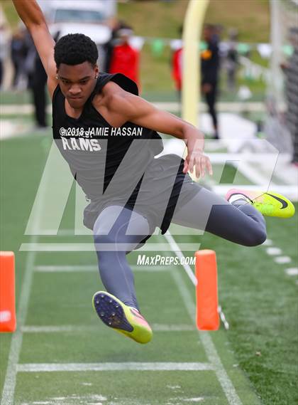 Thumbnail 1 in Bob Jenkins SCTCCCA Coaches Classic (Triple Jump & High Jump) photogallery.