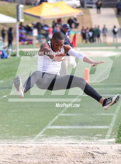 Thumbnail 3 in Bob Jenkins SCTCCCA Coaches Classic (Triple Jump & High Jump) photogallery.