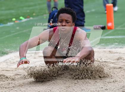 Thumbnail 2 in Bob Jenkins SCTCCCA Coaches Classic (Triple Jump & High Jump) photogallery.