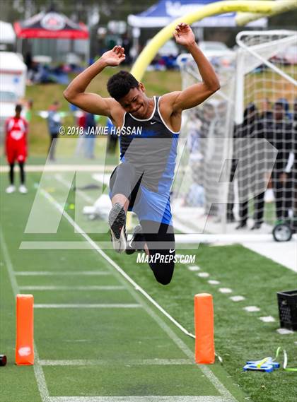 Thumbnail 1 in Bob Jenkins SCTCCCA Coaches Classic (Triple Jump & High Jump) photogallery.