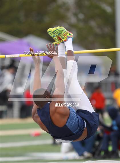 Thumbnail 2 in Bob Jenkins SCTCCCA Coaches Classic (Triple Jump & High Jump) photogallery.