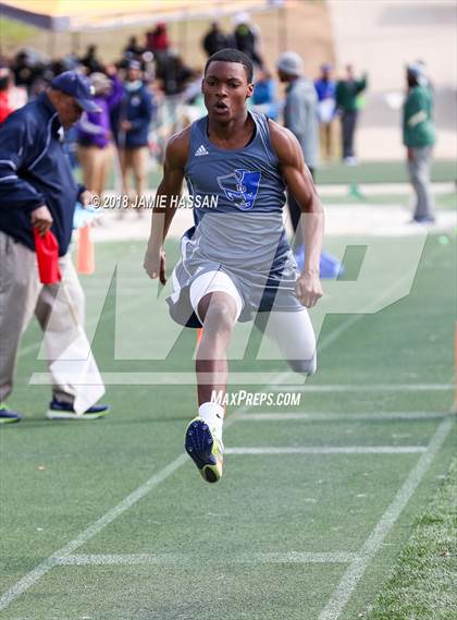 Thumbnail 1 in Bob Jenkins SCTCCCA Coaches Classic (Triple Jump & High Jump) photogallery.