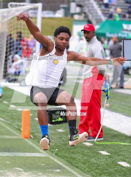 Thumbnail 2 in Bob Jenkins SCTCCCA Coaches Classic (Triple Jump & High Jump) photogallery.