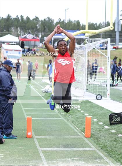 Thumbnail 2 in Bob Jenkins SCTCCCA Coaches Classic (Triple Jump & High Jump) photogallery.