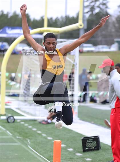 Thumbnail 3 in Bob Jenkins SCTCCCA Coaches Classic (Triple Jump & High Jump) photogallery.