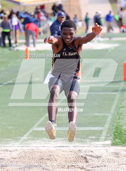 Thumbnail 2 in Bob Jenkins SCTCCCA Coaches Classic (Triple Jump & High Jump) photogallery.